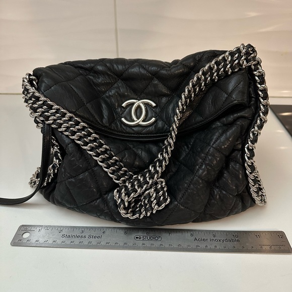 Authentic chanel bag - Picture 3 of 10